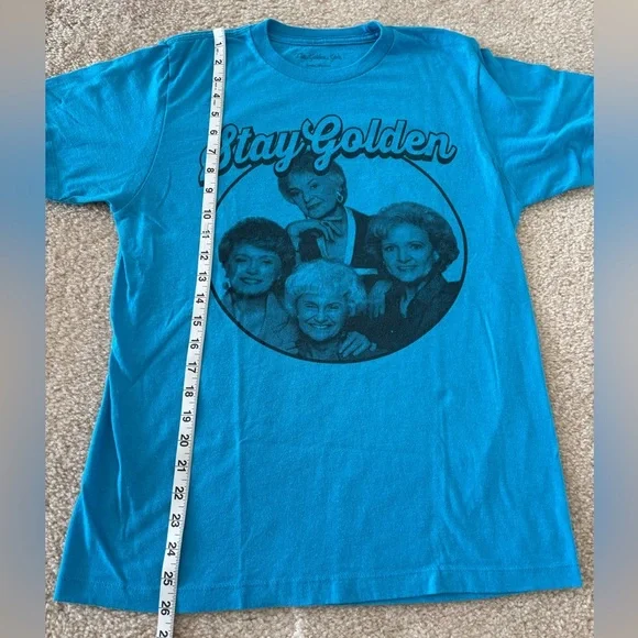 Golden Girls “Stay Golden” Graphic T-Shirt - Picture 5 of 5